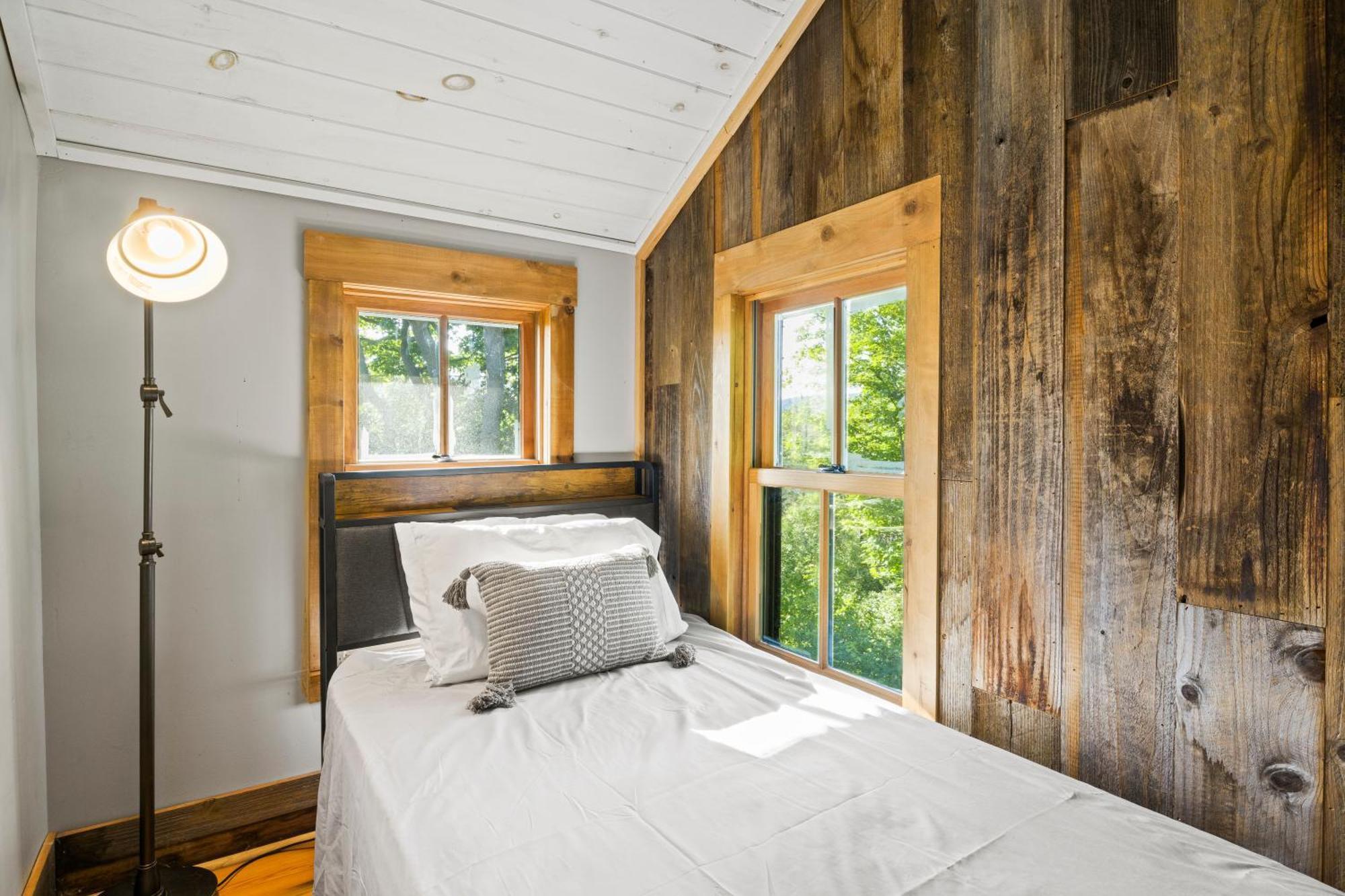 Cozy Two Bedroom Home On Canandaigua Lake Rushville Extérieur photo